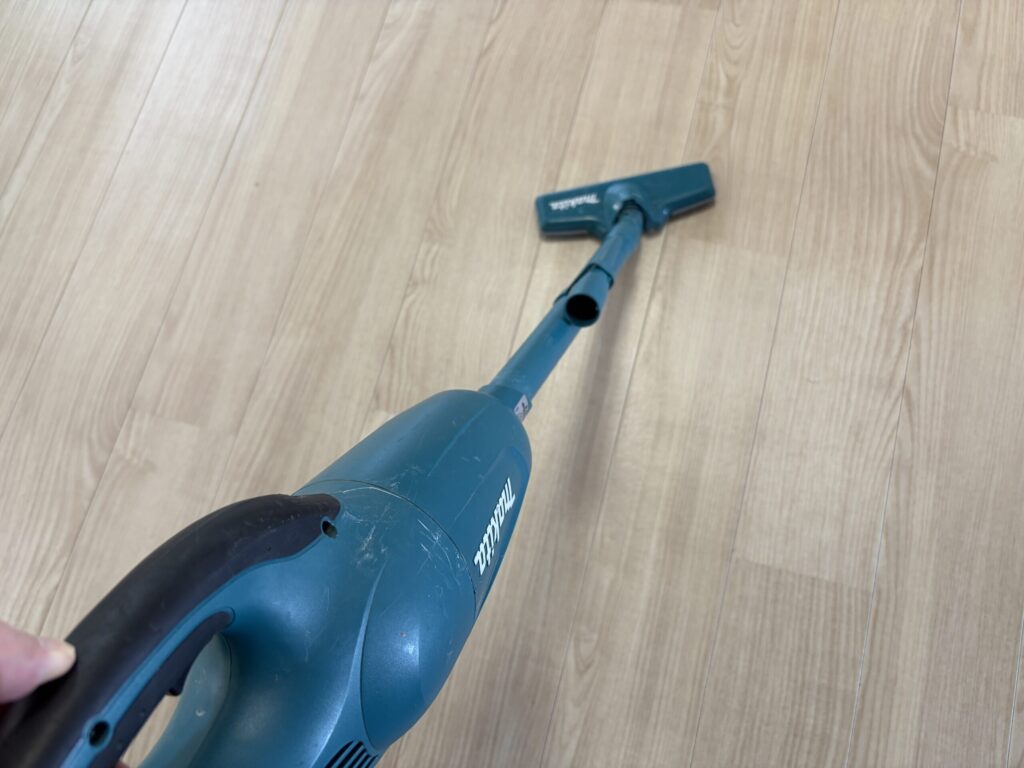 マキタ コードレス掃除機CL180青 カプセル式  CL180FDZ